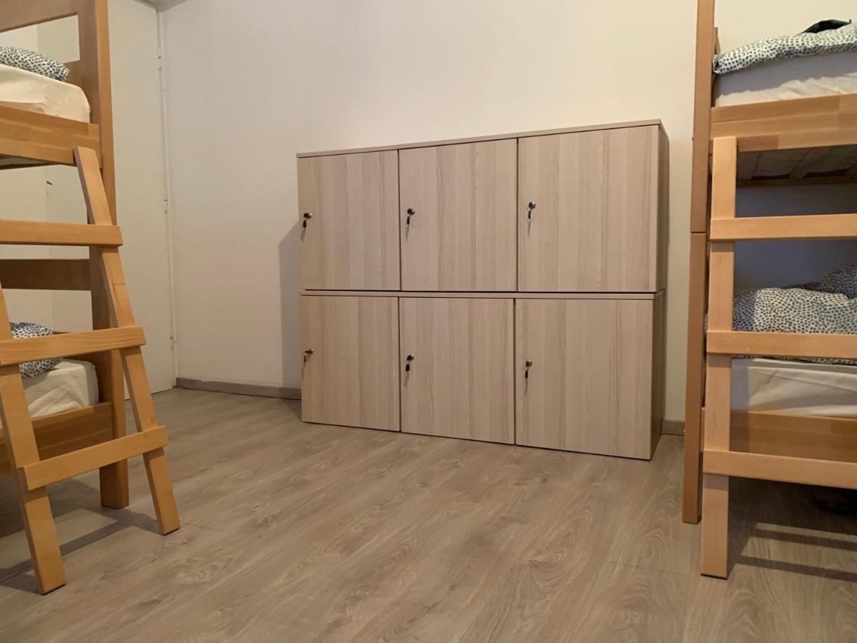 Private Rooms Belgrade Hostel Exterior photo